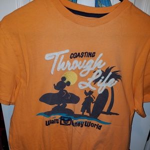 Walt Disney world T shirt